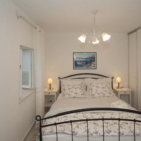 Apartmani Luca Spalato Esterno foto